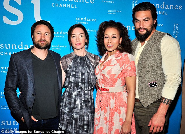 More serious: Jason calmed down to pose for another photo with Martin Henderson, left, Julianne Nicholson, second left, and Tamara Tunie, second right