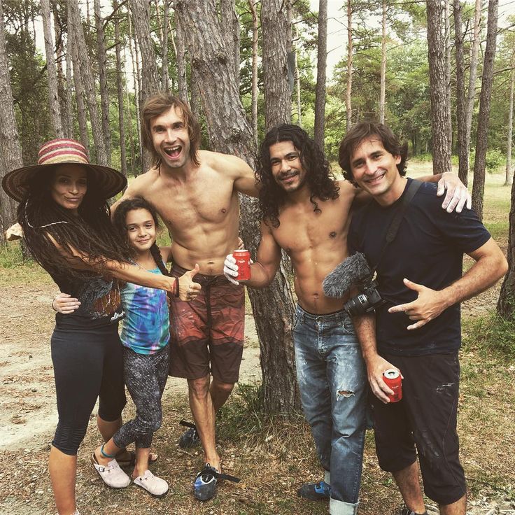 Jason Momoa Has Been Shirtless His Entire Vacation, and We're Not Mad | Jason momoa, Lisa bonet, Lisa bonet kids