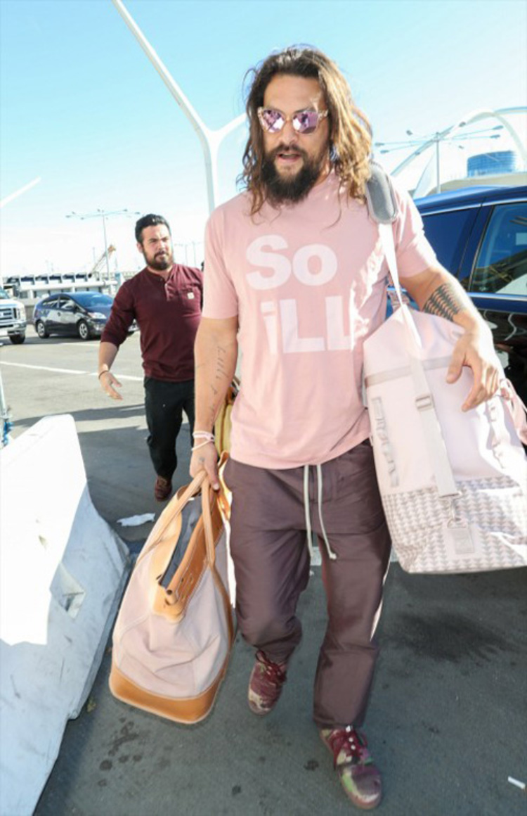 Jason Momoa Owned The Colour Pink Like A Syle God