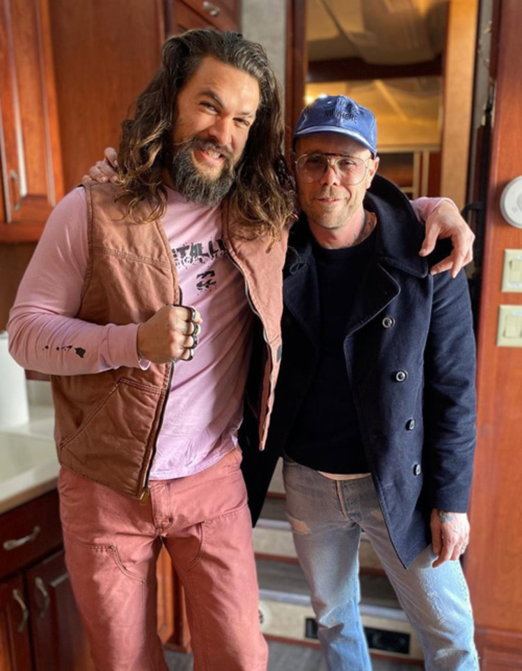 Jason Momoa Owned The Colour Pink Like A Syle God