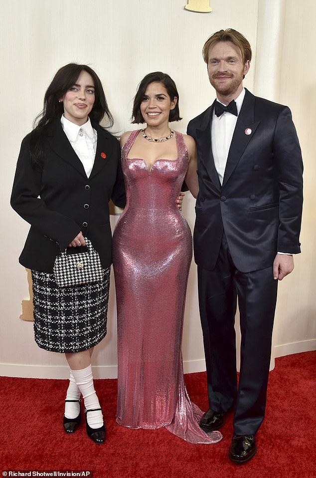 The ladies joined Billie's brother Finneas O'Connell who wore a tuxedo and bowtie