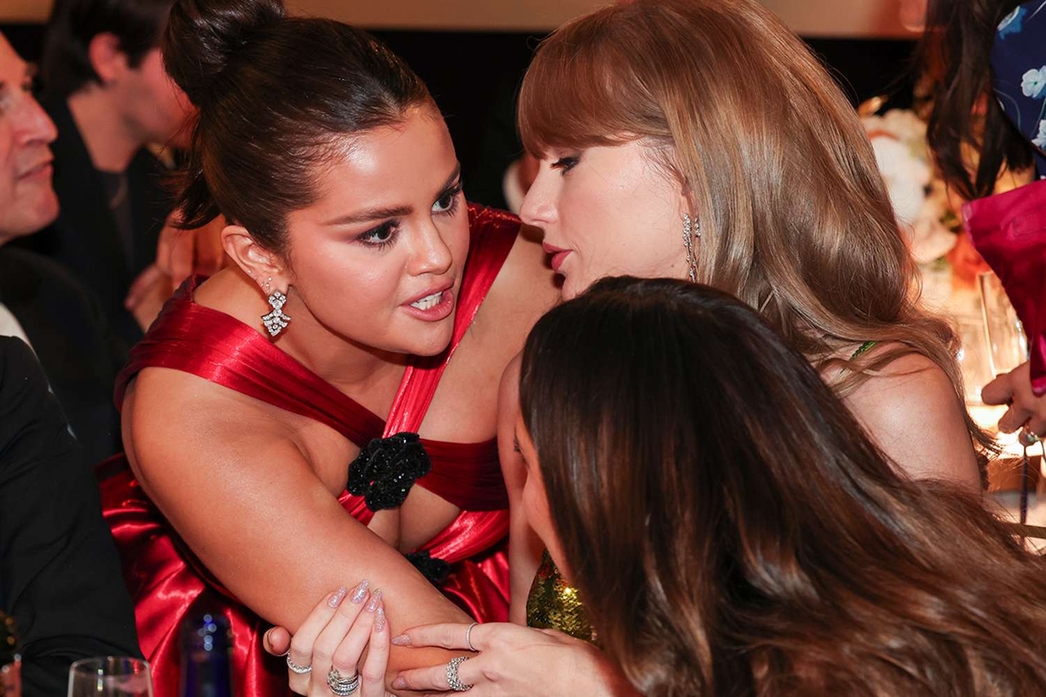 Selena Gomez reveals what she said to Taylor Swift at Golden Globes