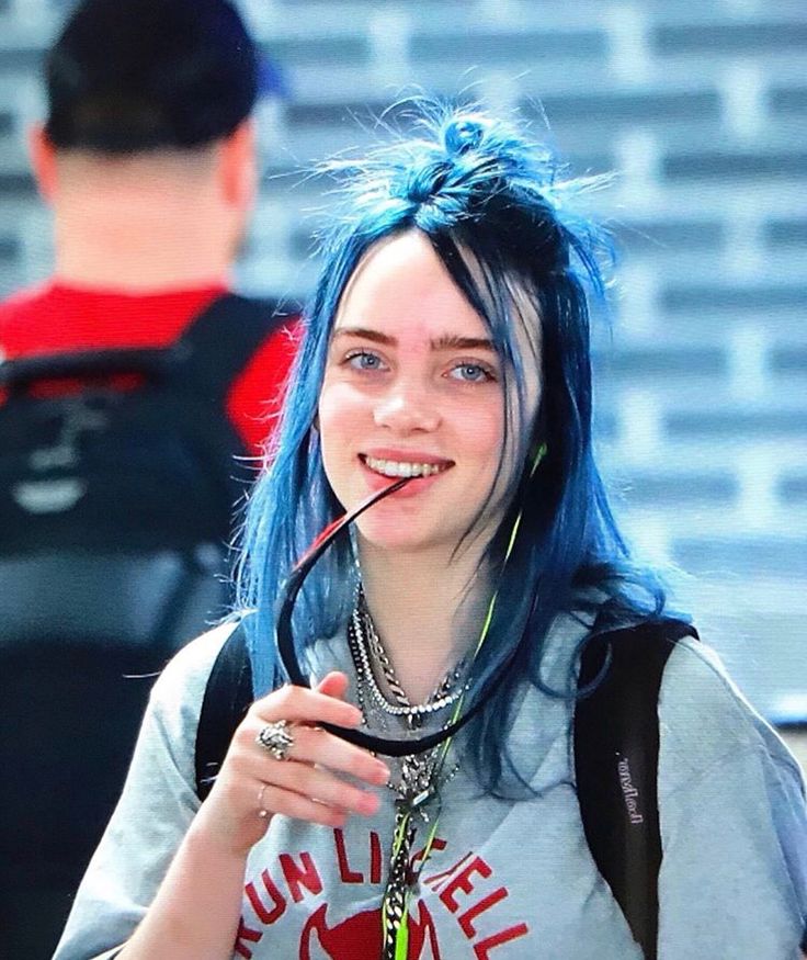 Pin by kimmie on BILLIE EYELASH'S STYLE | Billie, Billie eilish, People