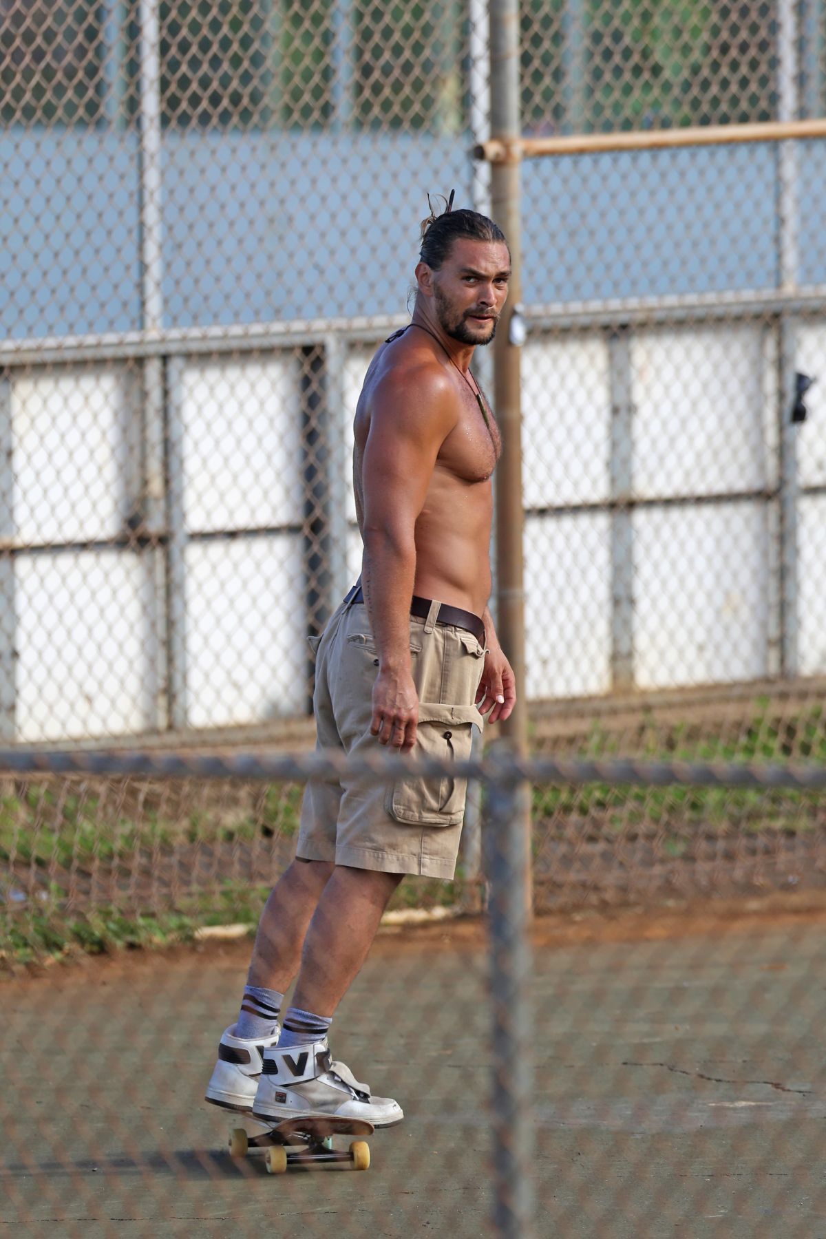 jason-the-best-momoa:“ JASON MOMOA Shirtless Skateboarding in Hawaii 09/04/2015by Alexa 8 September, 2015Part 1 of 3”