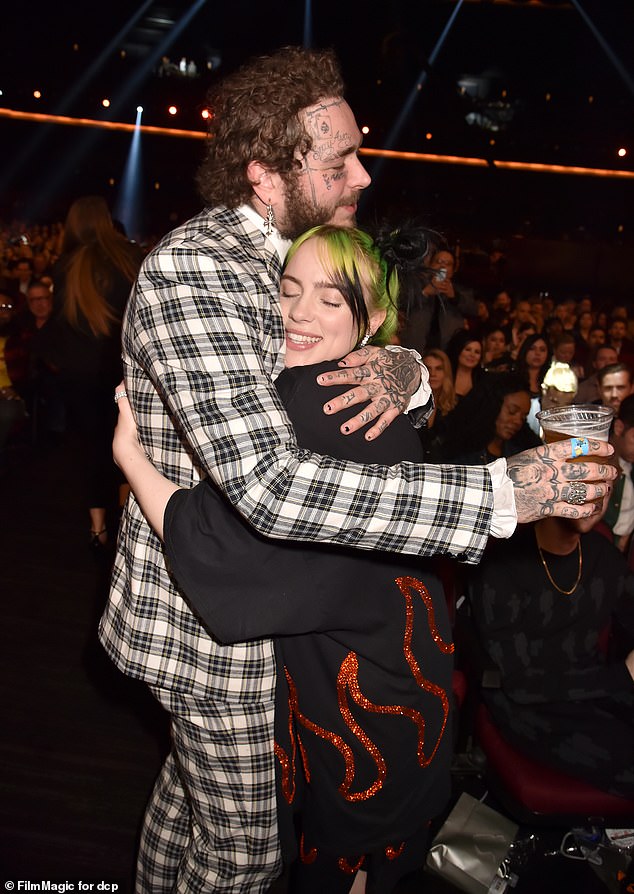 Another celebrity friend: Here the singer was seen hugging Post Malone at the AMAs