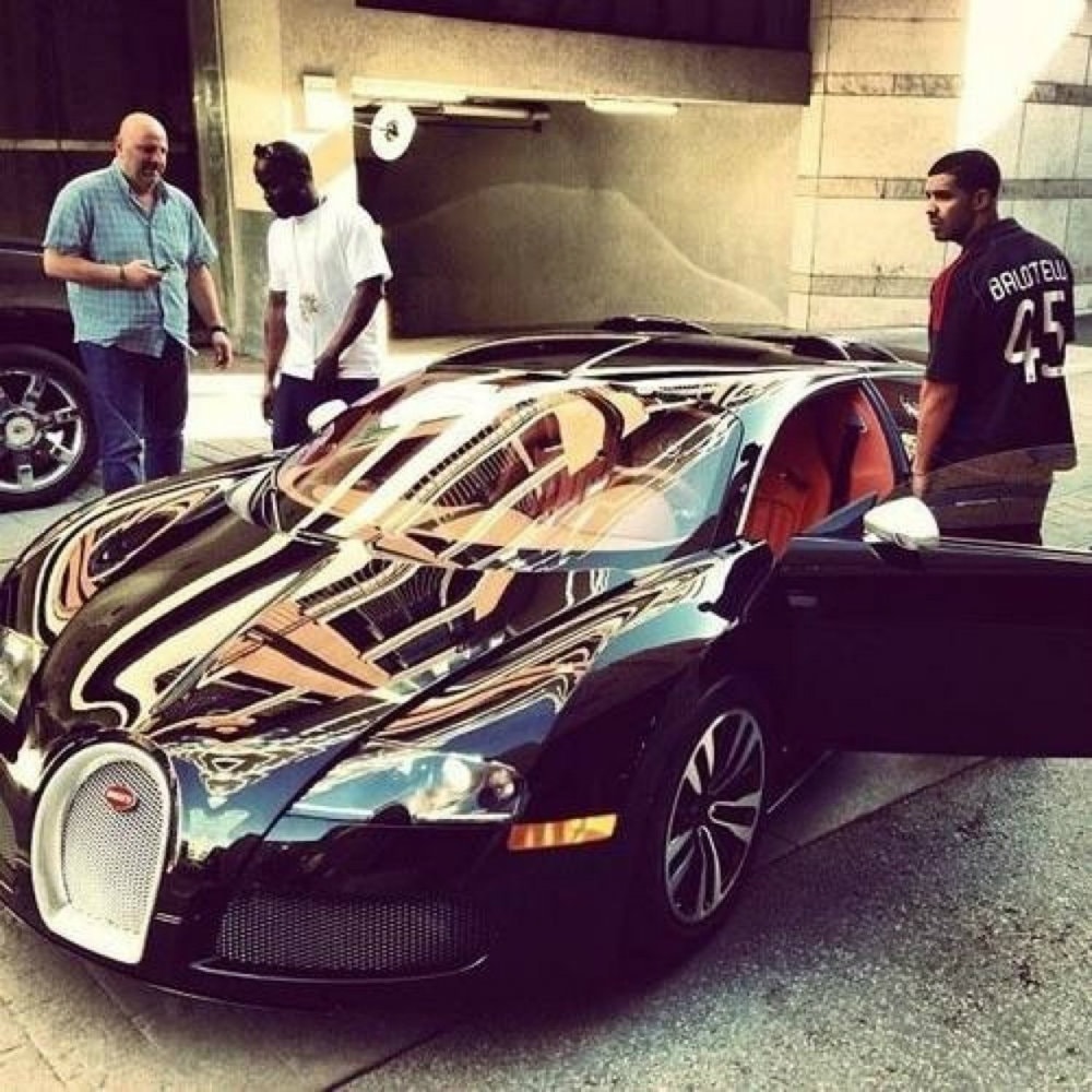 Is Drake Fed Up With His Bugatti Veyron Sang Noir? [Video] - autoevolution