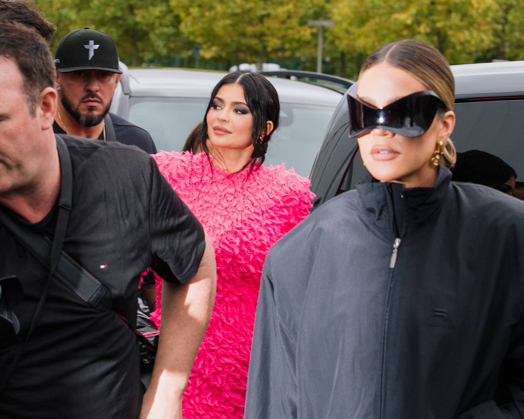 kylie jenner and khloe kardashian attend the balenciaga womenswear ss23 during paris fashion week in villepinte, france-021022_6