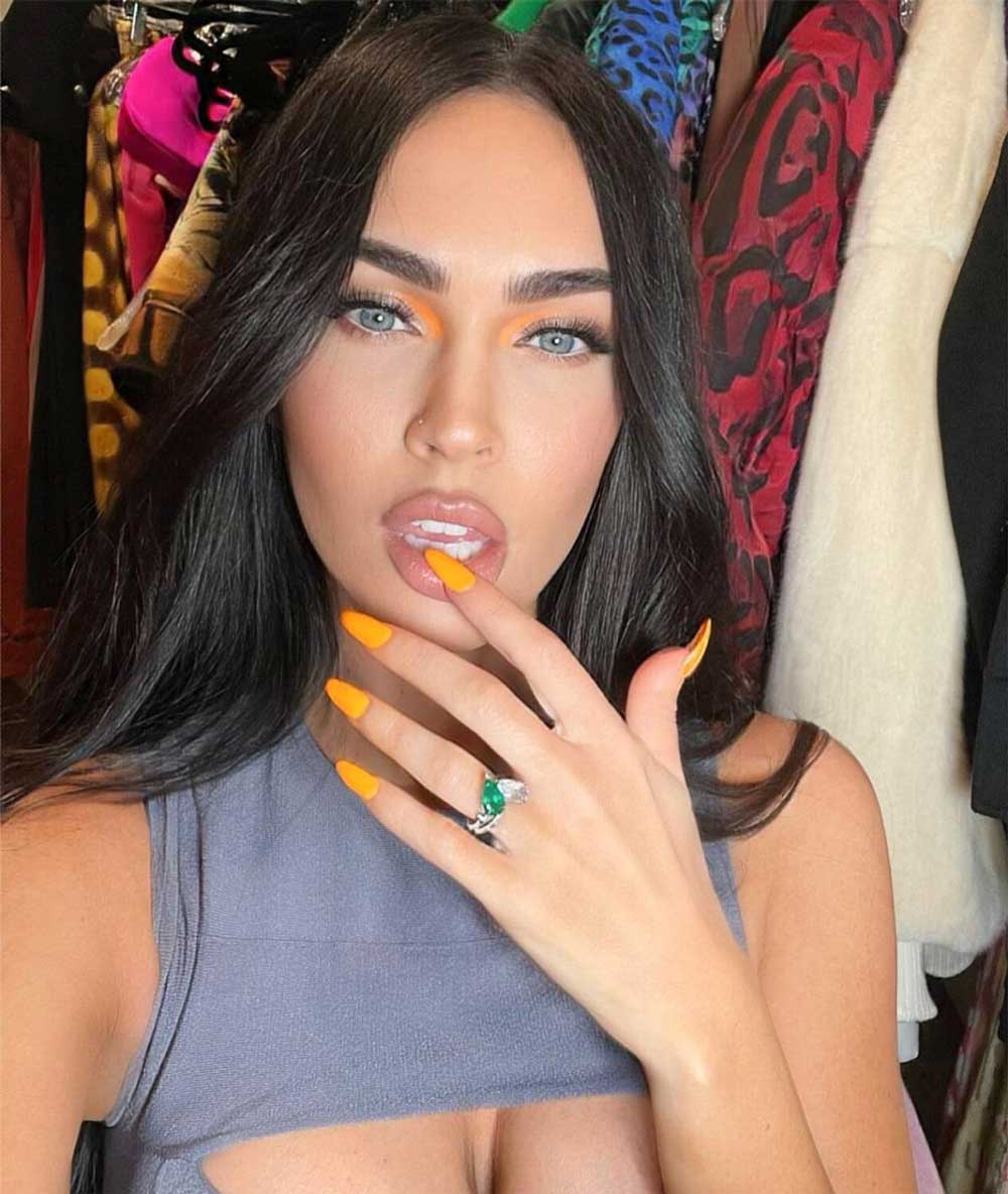 Megan Fox - The Engagement Ring That Broke The Internet