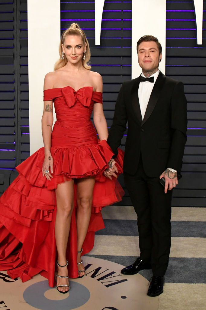 Chiara Ferragni and Fedez attend the 2019 Vanity Fair Oscar Party... | Event dresses, Chiara ferragni, Vanity fair oscar party