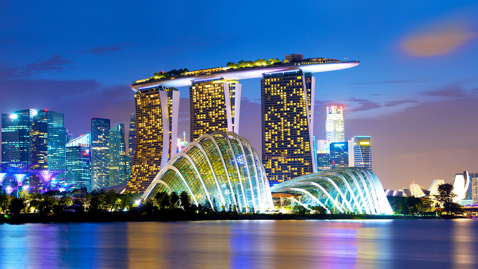 Tham quan Marina Bay Sands, Khách sạn sang trọng của Singapore – Visit Singapore Trang Chính Thức