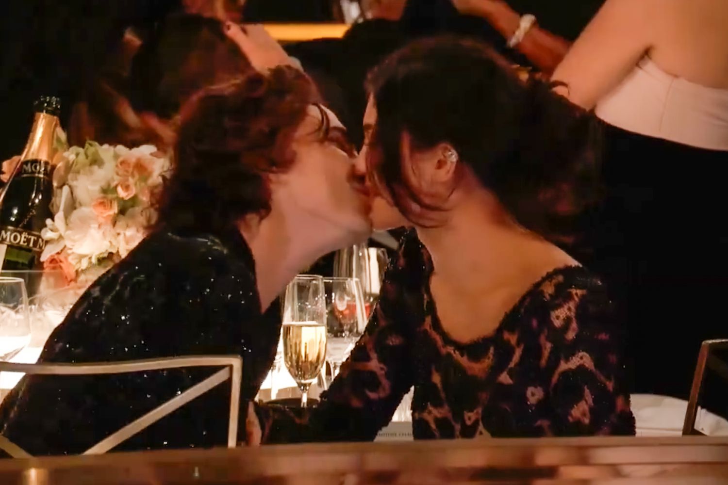 Timothée Chalamet, Kylie Jenner Share Kiss at 2024 Golden Globe Awards