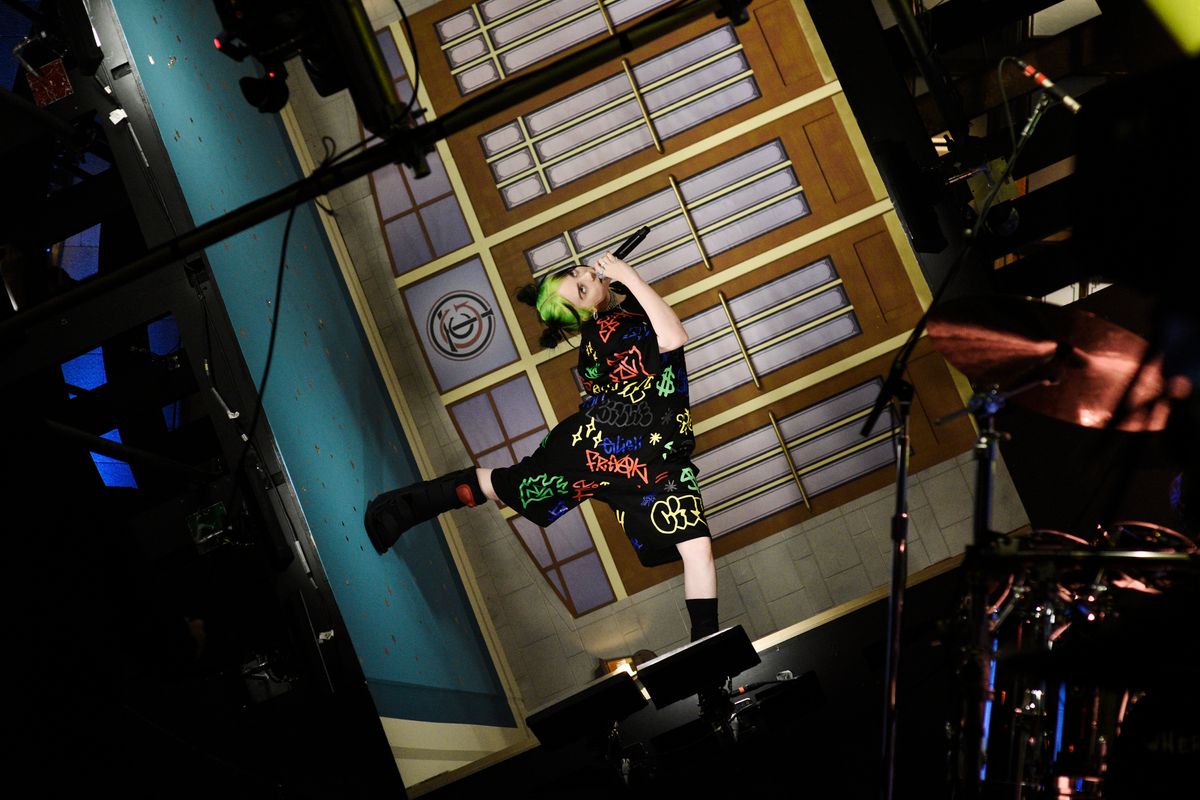 Billie Eilish Makes her 'Saturday Night Live' Debut - PAPER Magazine