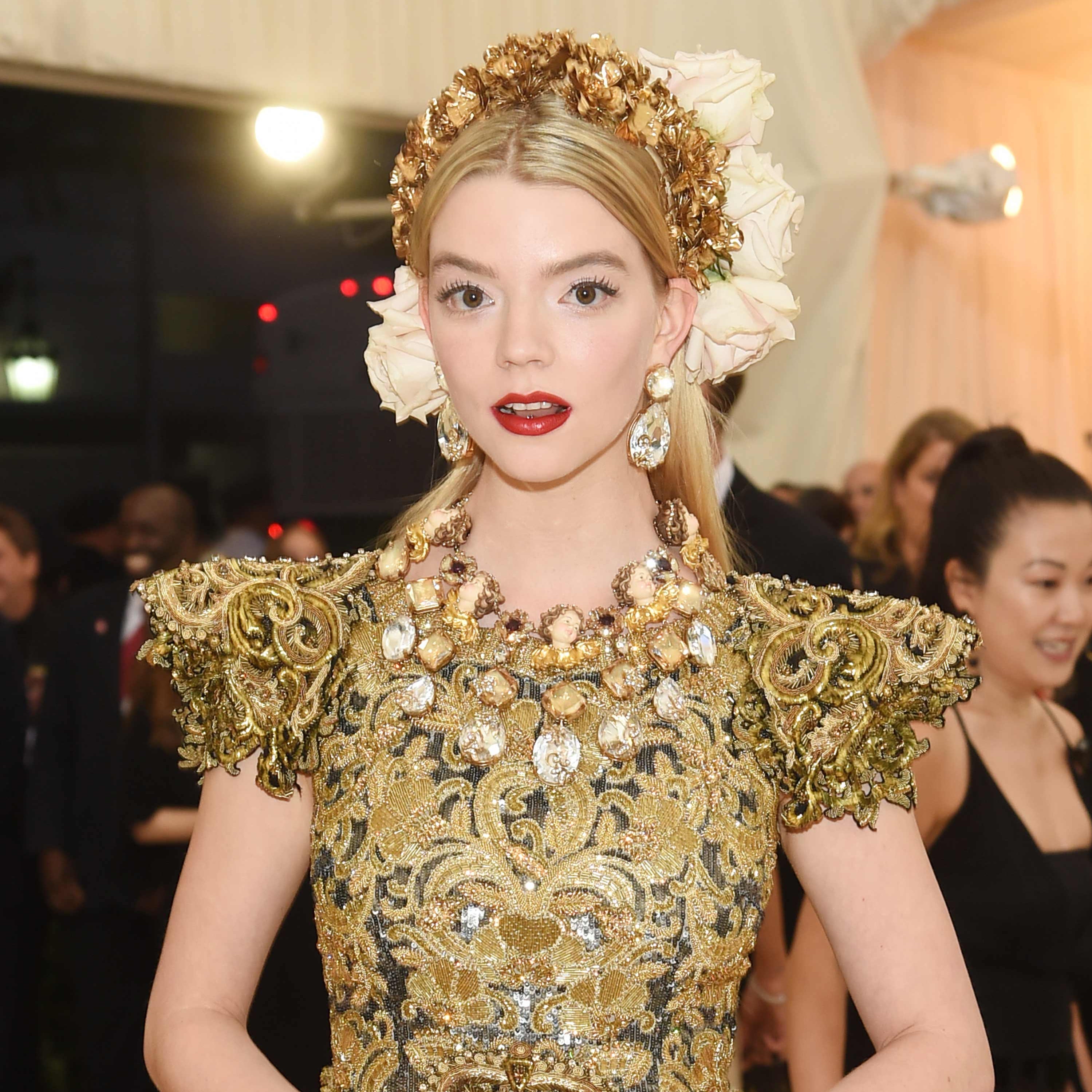 MET Gala: Anya Taylor-Joy, su estilo y sus looks en la historia de la gala | Vogue