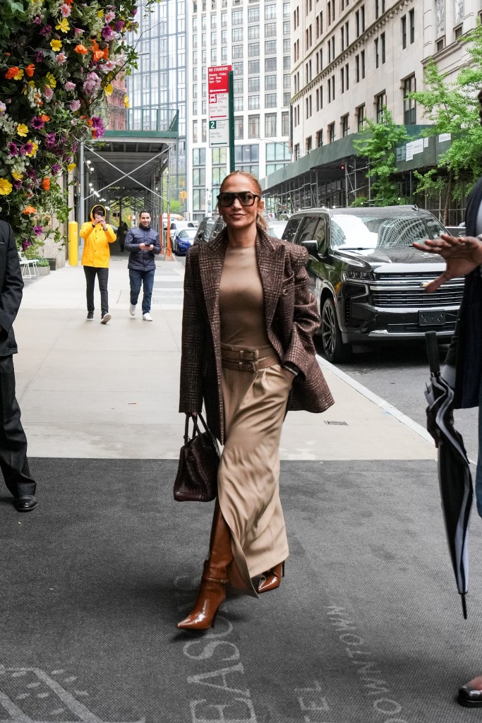 NEW YORK, NY - MAY 5: Jennifer Lopez is seen arriving at her hotel on May 5, 2024 in New York, New York. (Photo by MEGA/GC Images)