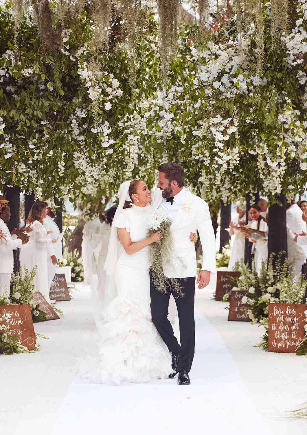 Jennifer Lopez and Ben Affleck Wedding Photos: See Them All