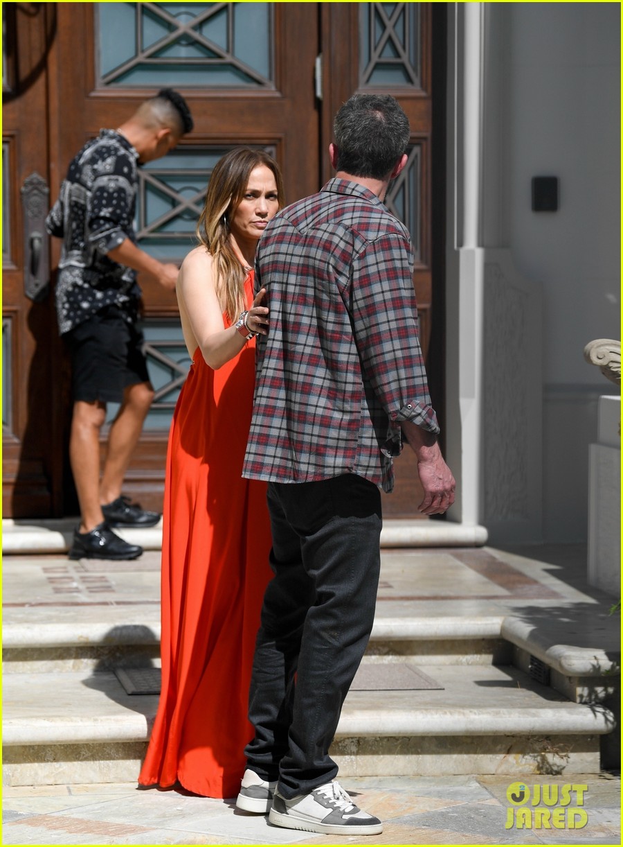 jennifer lopez ben affleck more house hunting sunday 014748682