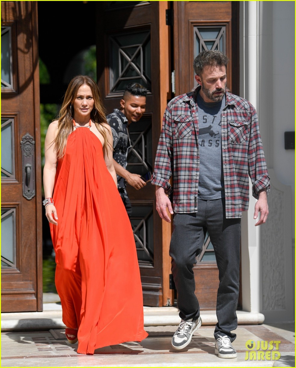 jennifer lopez ben affleck more house hunting sunday 014748682